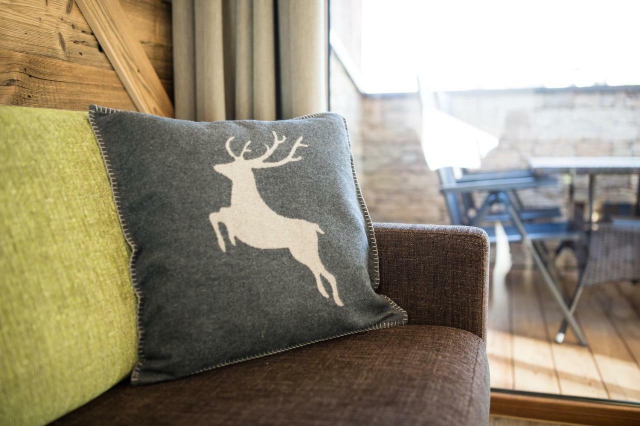 Naturlodge Ladis Ehemals Alpenlodge Alexander Inklusive Sommer Bergbahnticket Ngoại thất bức ảnh