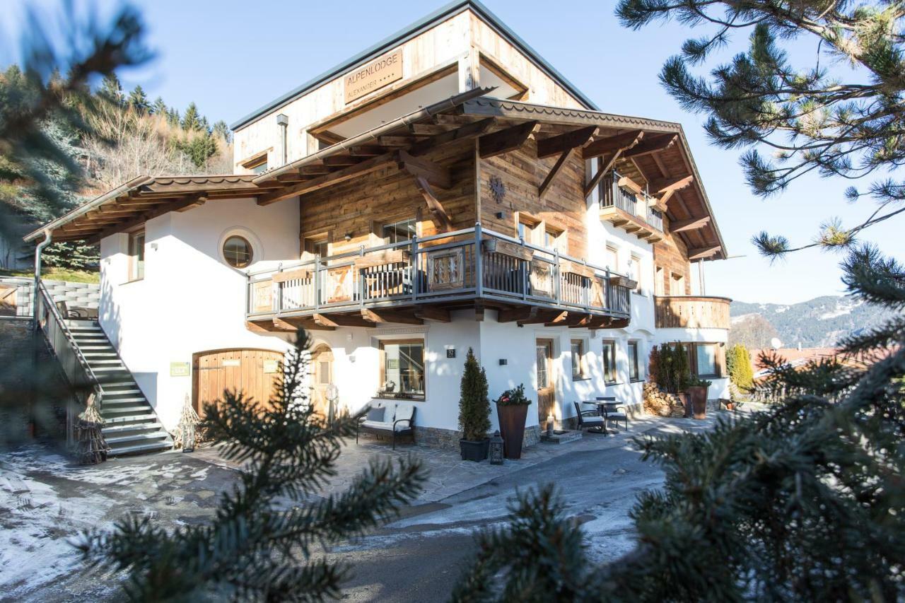 Naturlodge Ladis Ehemals Alpenlodge Alexander Inklusive Sommer Bergbahnticket Ngoại thất bức ảnh